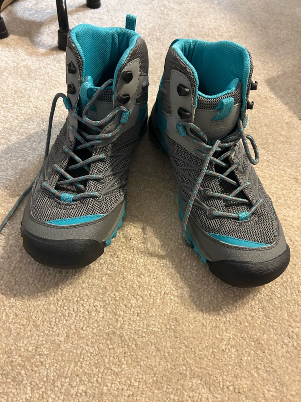 KEEN Women's Gray and Teal Lace-Up Hiking Boots